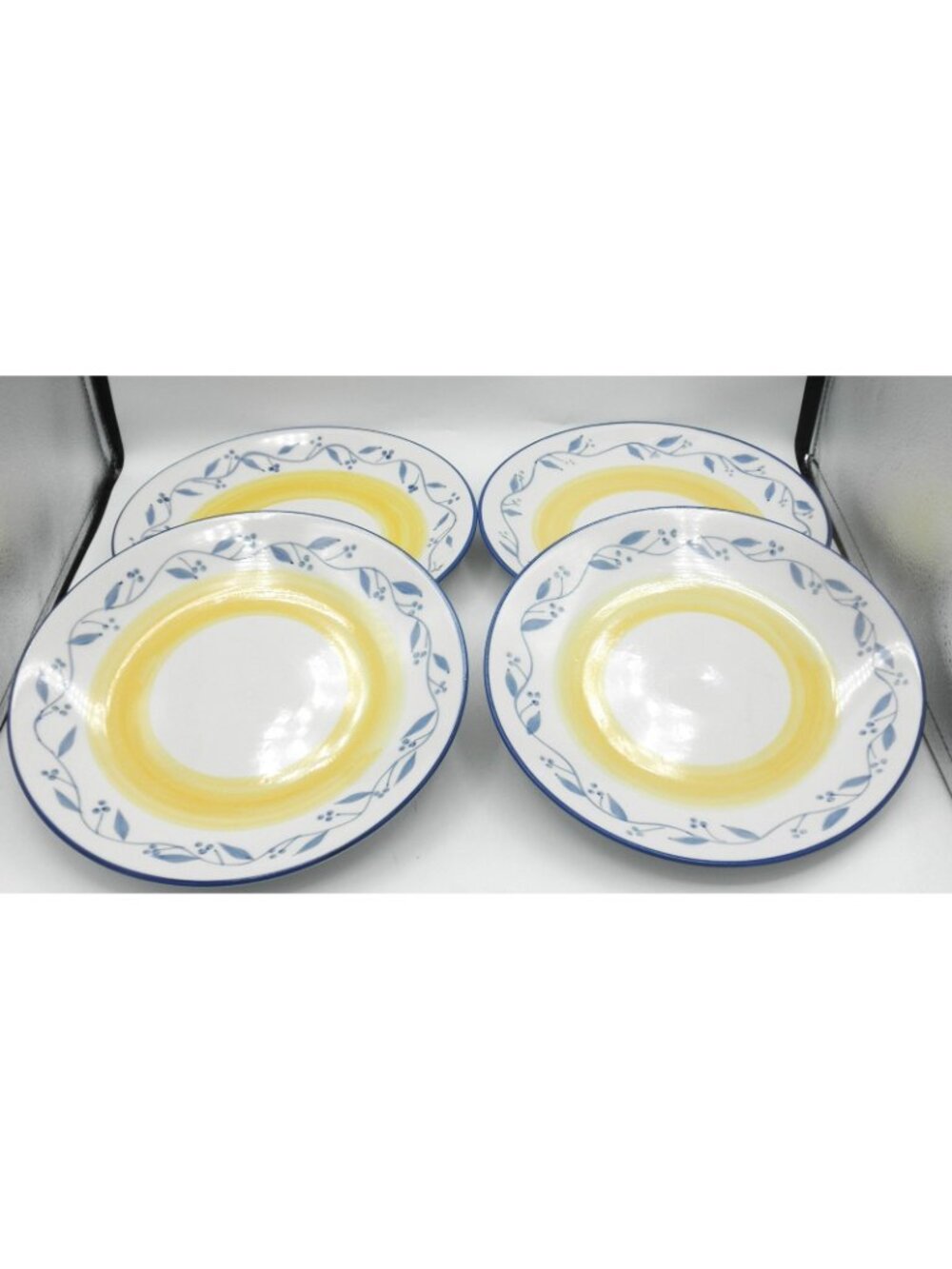 Celestino by Tabletops Unlimited 10.25 Inch Dinner Plates Set of 4 TAUCELE - Picture 2 of 7